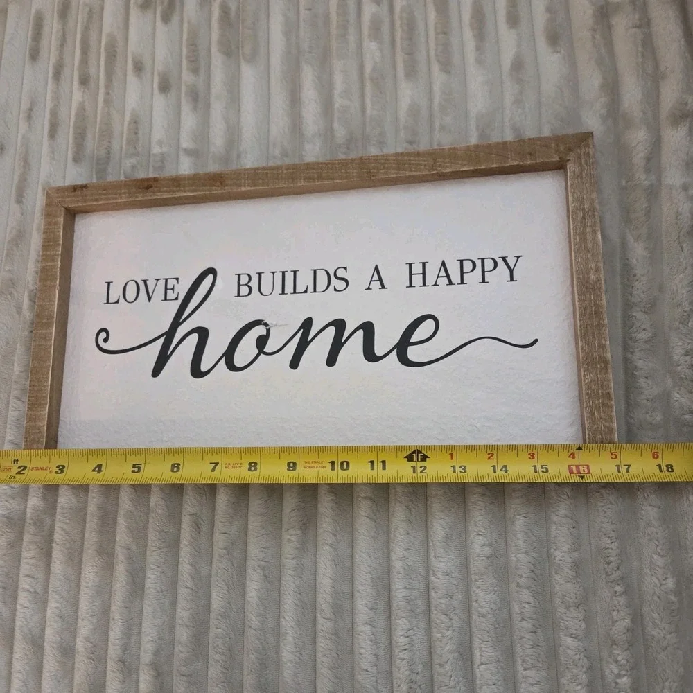 Ashland Wooden Home decor Love Builds A Happy Home